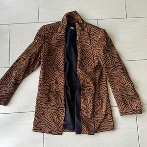 ZARA!! Zebra Print Blazer